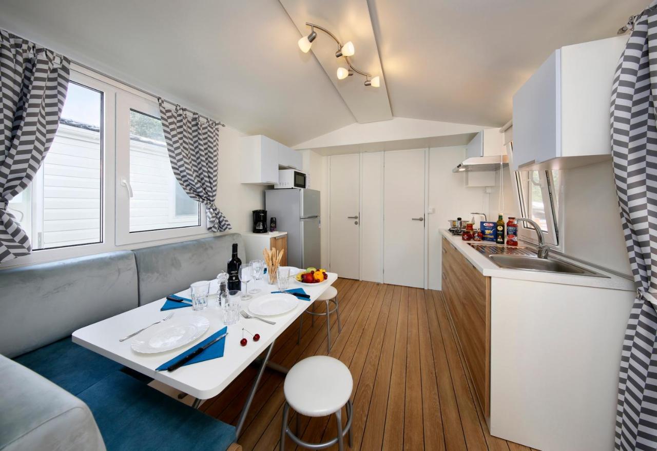 Albatross Mobile Homes On Bella Italia Camping *